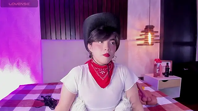 Creamy Angelo online show from 30, 10, 2025