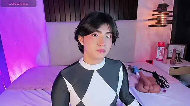 Creamy Angelo online show from 10, 1, 2026