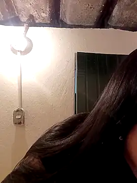 PAMELA MILKK online show from 11, 9, 2025