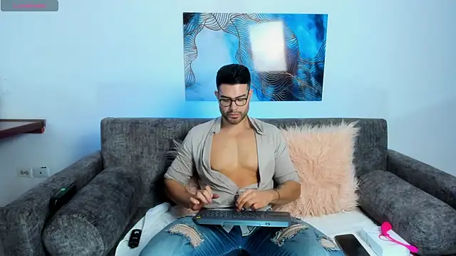 ZarekFox online show from 10, 11, 2025