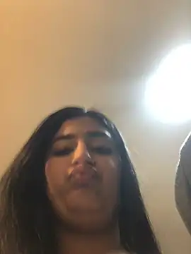 Miia Parker online show from 3, 2, 2026