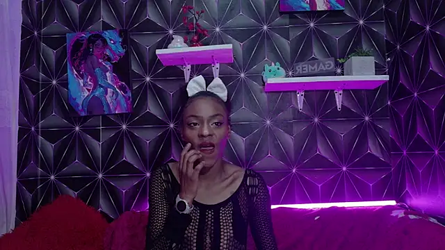 Snapshot of Shantall_ks chatting on 19, 9, 2025 Shantall ks online show from 19, 9, 2025