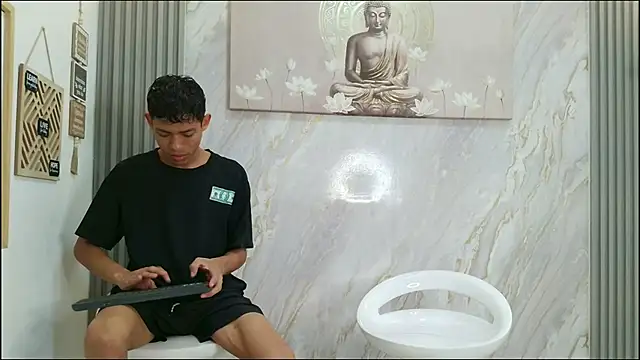 Snapshot of BEAUTY_BOYS1 chatting on 5, 2, 2026 BEAUTY BOYS1 online show from 5, 2, 2026