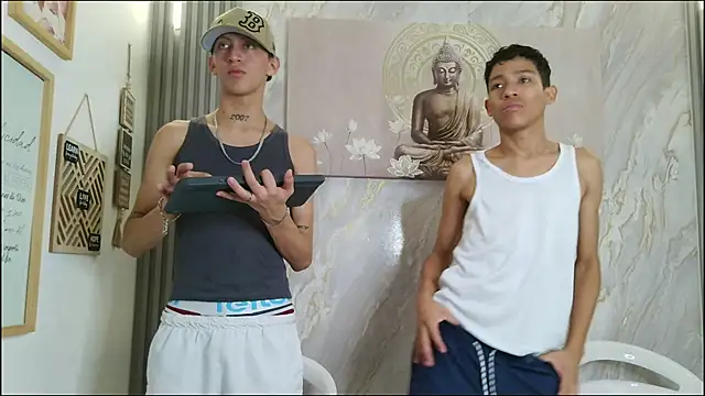 Snapshot of BEAUTY_BOYS1 chatting on 11, 2, 2026 BEAUTY BOYS1 online show from 11, 2, 2026