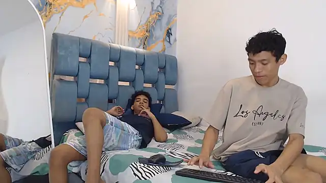 Snapshot of BEAUTY_BOYS1 chatting on 18, 3, 2026 BEAUTY BOYS1 online show from 18, 3, 2026