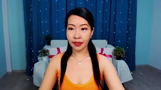 LiaPak online show from 28, 10, 2025