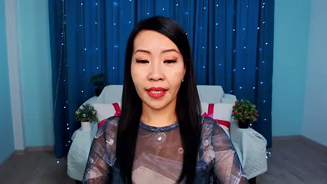 LiaPak online show from 10, 11, 2025