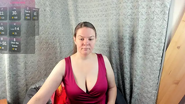 Snapshot of MiaLores chatting on 13, 11, 2025 MiaLores online show from 13, 11, 2025