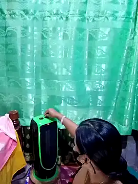 Snapshot of Mistompa24 chatting on 27, 11, 2025 Mistompa24 online show from 27, 11, 2025