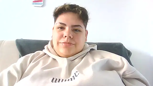 Hailey Curvy online show from 4, 12, 2025