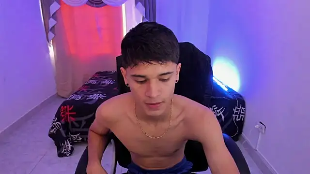 Aron Boyy online show from 3, 2, 2026