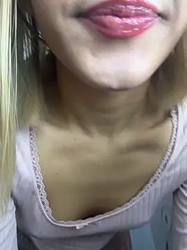 SweetBunnyGF online show from 21, 12, 2025