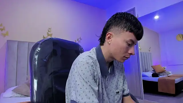 Nascary Fox online show from 7, 1, 2026