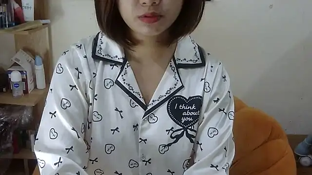 anna-sweet69 online show from 4, 11, 2025