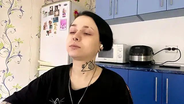 CandaceBlaze online show from 13, 10, 2025