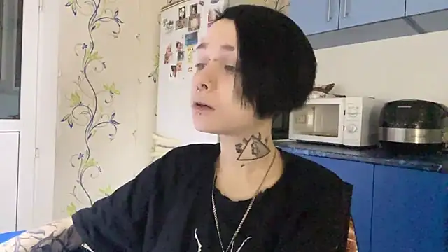 CandaceBlaze online show from 15, 10, 2025