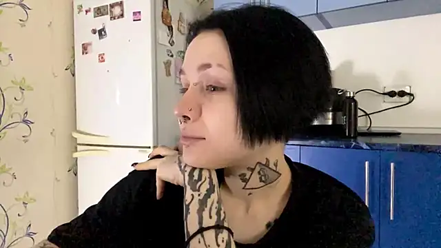 CandaceBlaze online show from 5, 11, 2025