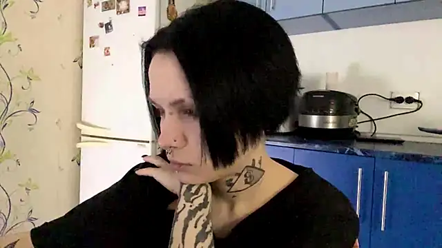 CandaceBlaze online show from 6, 11, 2025