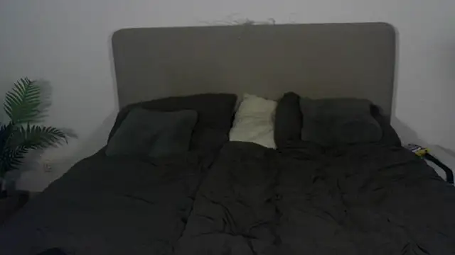 Snapshot of stelli_99 chatting on 18, 10, 2025 stelli 99 online show from 18, 10, 2025