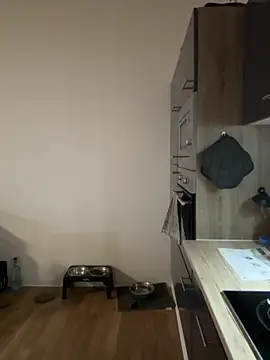 Snapshot of stelli_99 chatting on 22, 10, 2025 stelli 99 online show from 22, 10, 2025