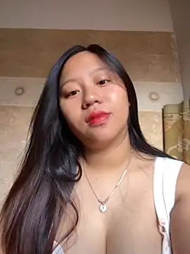 Snapshot of maianhcute chatting on 19, 9, 2025 maianhcute online show from 19, 9, 2025
