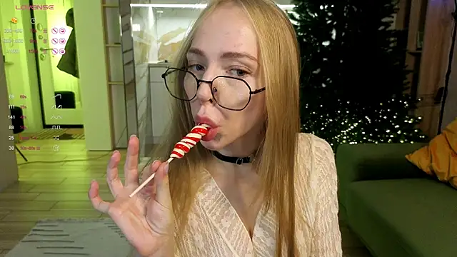 Snapshot of BritaKiss chatting on 13, 11, 2025 BritaKiss online show from 13, 11, 2025