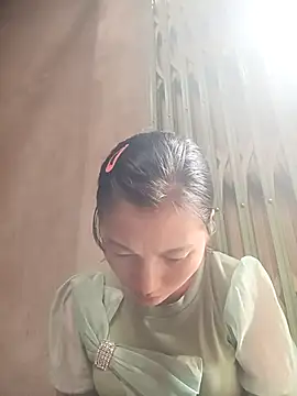 Snapshot of YAYAA-502 chatting on 15, 10, 2025 YAYAA-502 online show from 15, 10, 2025