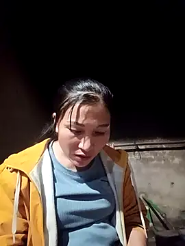 Snapshot of YAYAA-502 chatting on 17, 11, 2025 YAYAA-502 online show from 17, 11, 2025