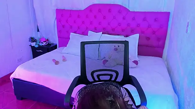 Sweet Temptatiion  online show from 26, 9, 2025