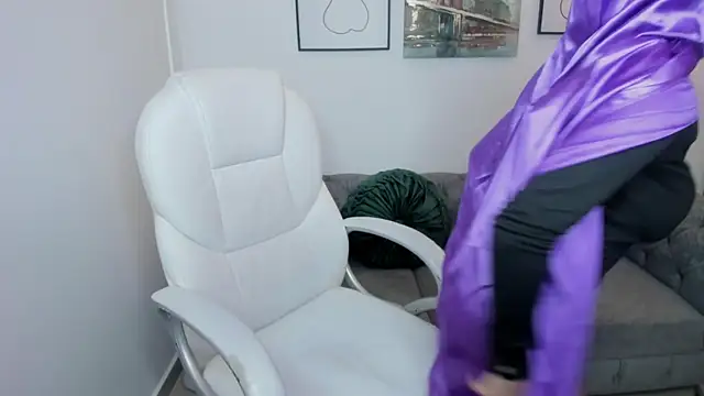 pekylove  online show from 1, 11, 2025