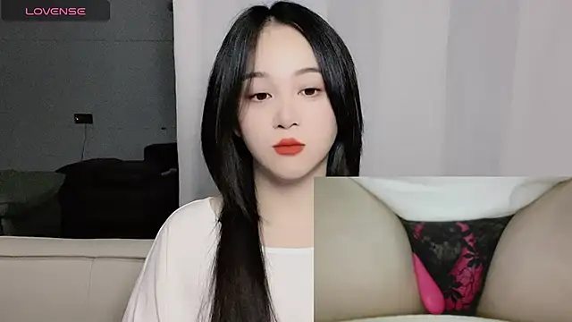 woaiqinqin online show from 21, 10, 2025