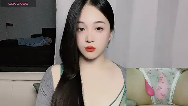 woaiqinqin online show from 15, 12, 2025