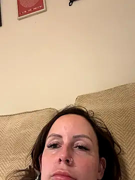 Snapshot of nightingale27 chatting on 16, 9, 2025 nightingale27 online show from 16, 9, 2025