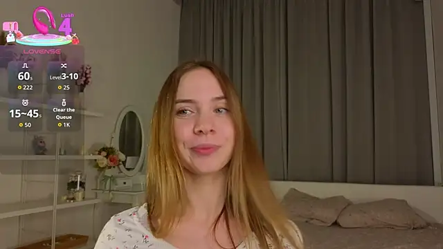 Snapshot of CarollSmithh chatting on 9, 10, 2025 CarollSmithh online show from 9, 10, 2025