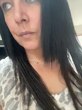 Mayra milk online show from 15, 9, 2025