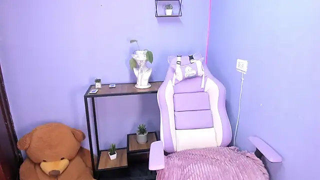 celeste contreras online show from 6, 10, 2025