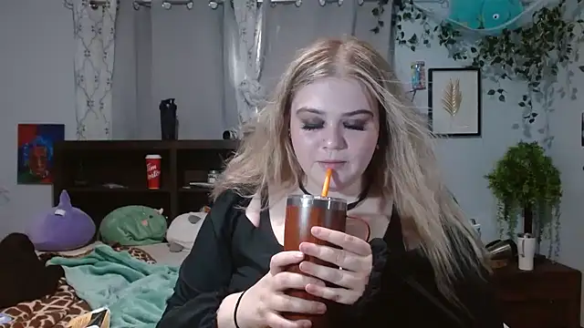 Emmy Fleur online show from 16, 9, 2025