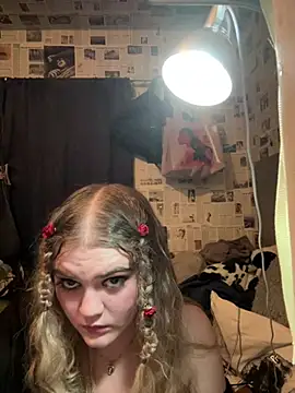 Emmy Fleur online show from 22, 2, 2026