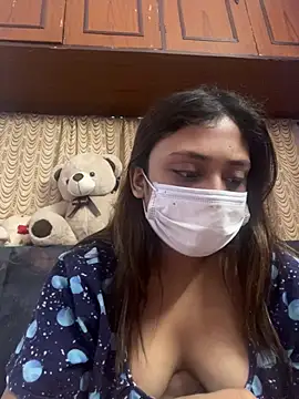 goodvibesonly44445 online show from 27, 3, 2026