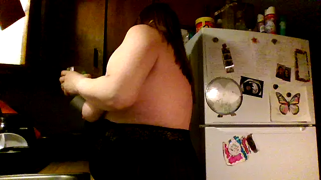 ScrawburryBBW online show from 2, 2, 2026