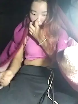 lylylove online show from 8, 3, 2026