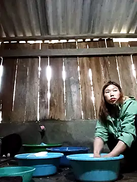 Ngocmi909 online show from 17, 12, 2025