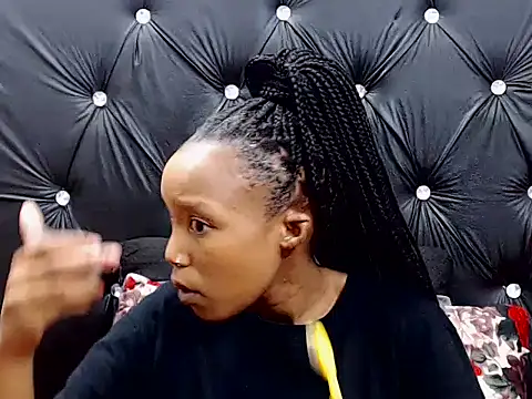 AppleAss02 online show from 23, 10, 2025