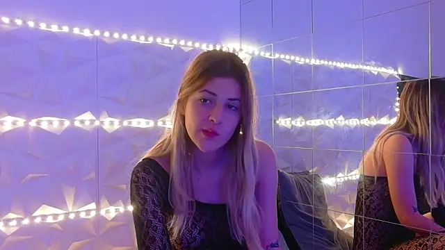 Snapshot of Aishha_ chatting on 31, 10, 2025 Aishha online show from 31, 10, 2025