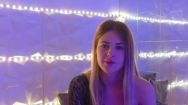 Snapshot of Aishha_ chatting on 21, 11, 2025 Aishha online show from 21, 11, 2025