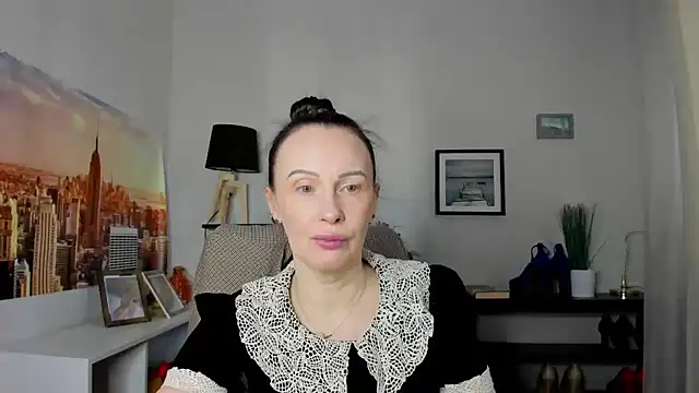 Velvet Jasmine online show from 7, 3, 2026