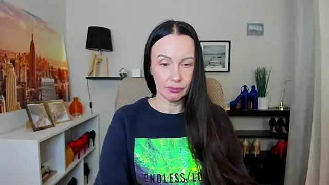 Velvet Jasmine online show from 19, 3, 2026