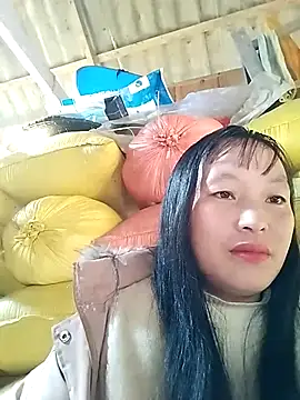 miss-su online show from 2, 12, 2025