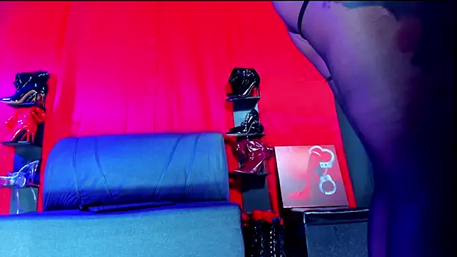 Snapshot of ArtemisaStone chatting on 20, 12, 2025 ArtemisaStone online show from 20, 12, 2025