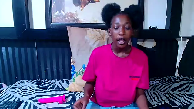 DarkQueen25x online show from 5, 3, 2026